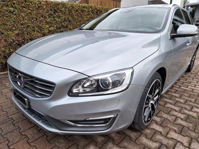 VOLVO V60 D5 AWD Summum Geartronic, Diesel, Occasioni / Usate, Automatico