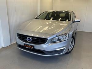 VOLVO V60 D4 Kinetic Geartronic