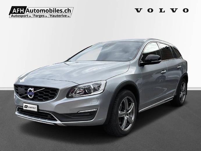 VOLVO V60 Cross Country 2.0 T5 Executive AWD S, Petrol, Second hand / Used, Automatic