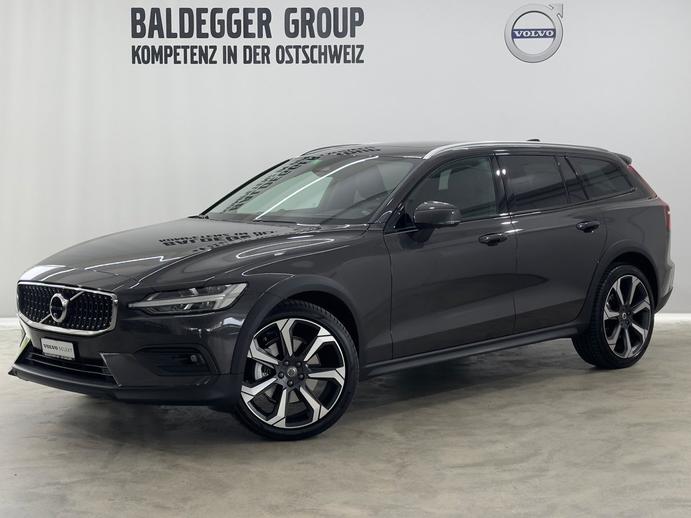 VOLVO V60 Cross Country 2.0 B4 Ultim, Full-Hybrid Diesel/Electric, Second hand / Used, Automatic