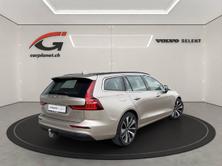 VOLVO V60 2.0 B4 Core, Mild-Hybrid Petrol/Electric, Second hand / Used, Automatic - 4