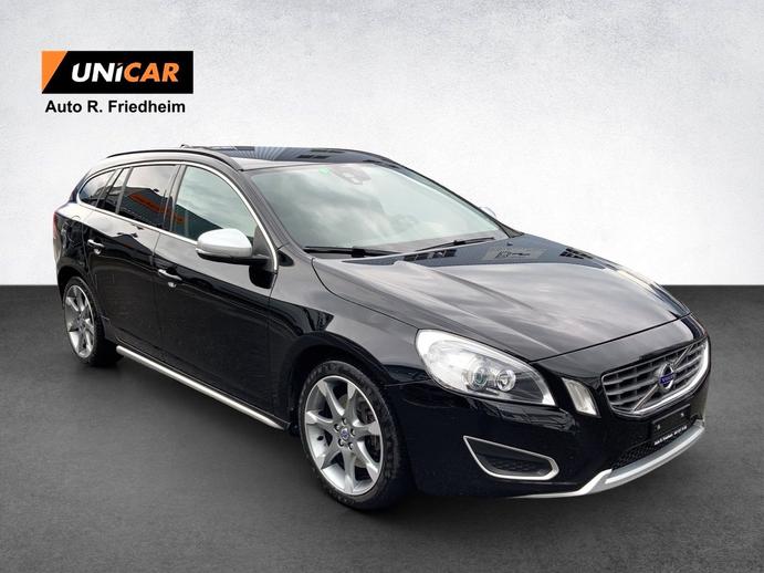 VOLVO V60 D4 AWD Momentum Geartronic, Diesel, Occasion / Gebraucht, Automat