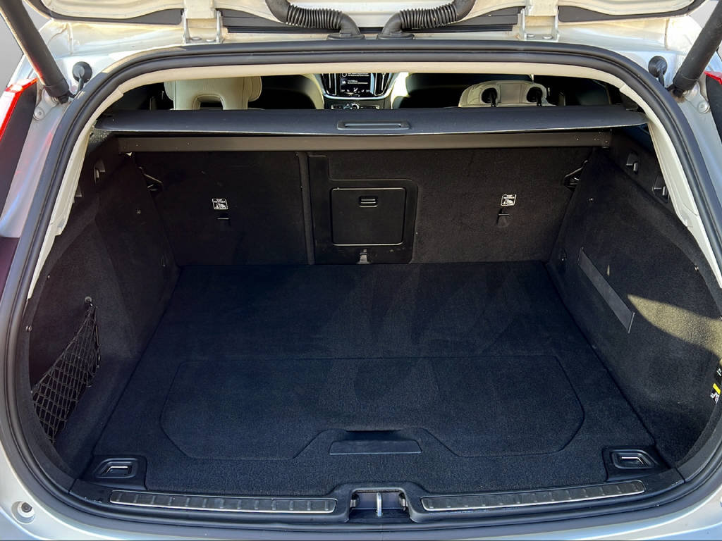 VOLVO V60 2.0 T6 Inscription AWD, Benzin, Occasion / Gebraucht, Automatik - 6