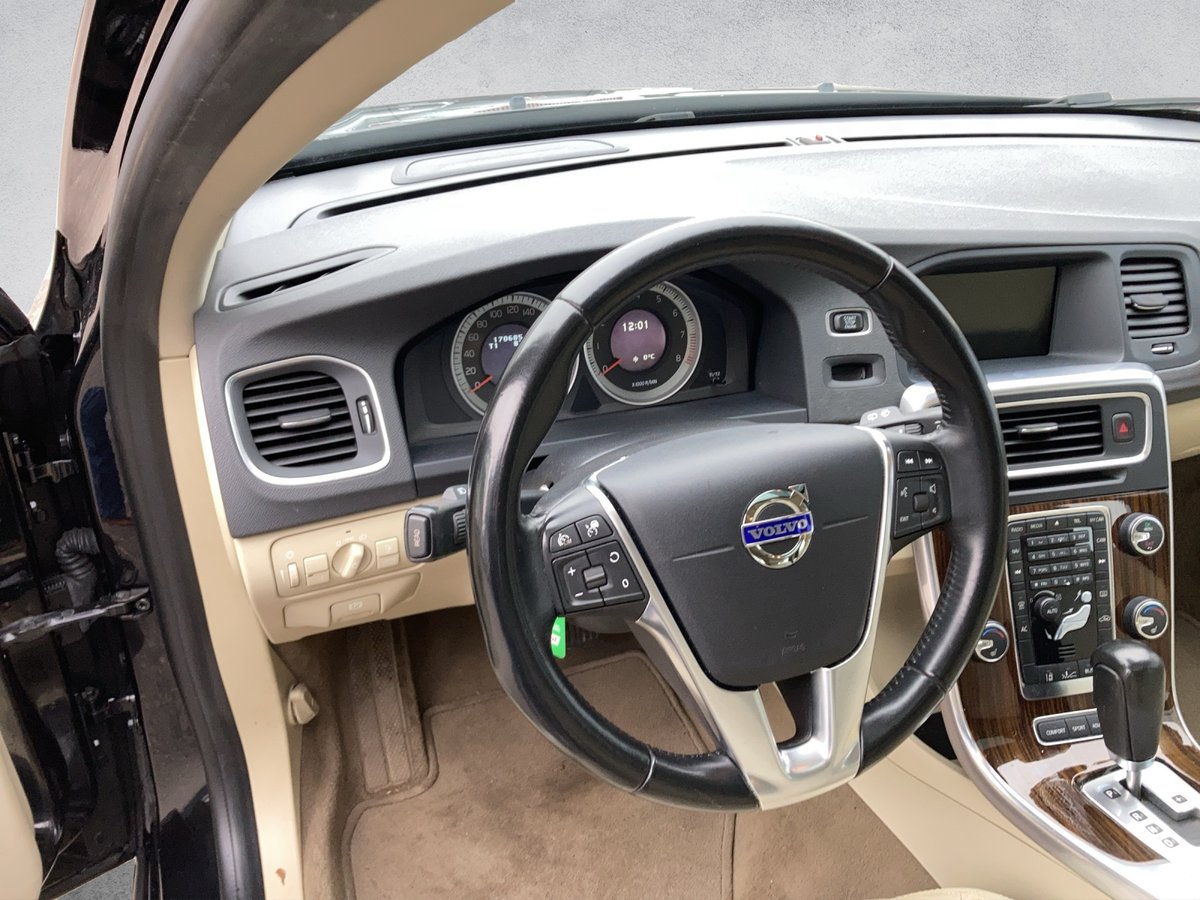 VOLVO V60 T6 AWD Summum Geartronic, Essence, Occasion / Utilisé, Automatique - 7