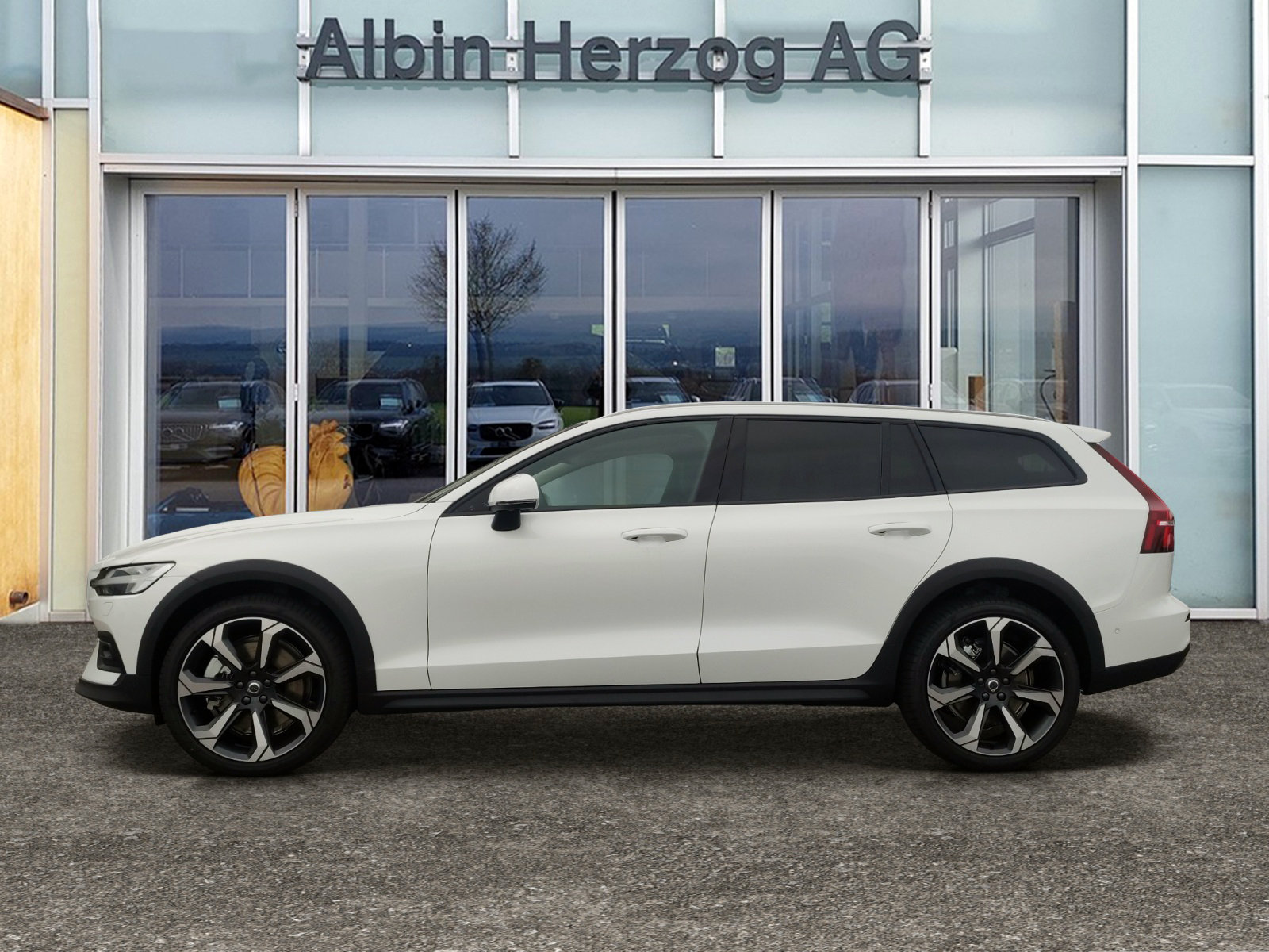 VOLVO V60 Cross Country 2.0 B5 Ultimate AWD, Mild-Hybrid Benzin/Elektro, Occasion / Gebraucht, Automatik - 2