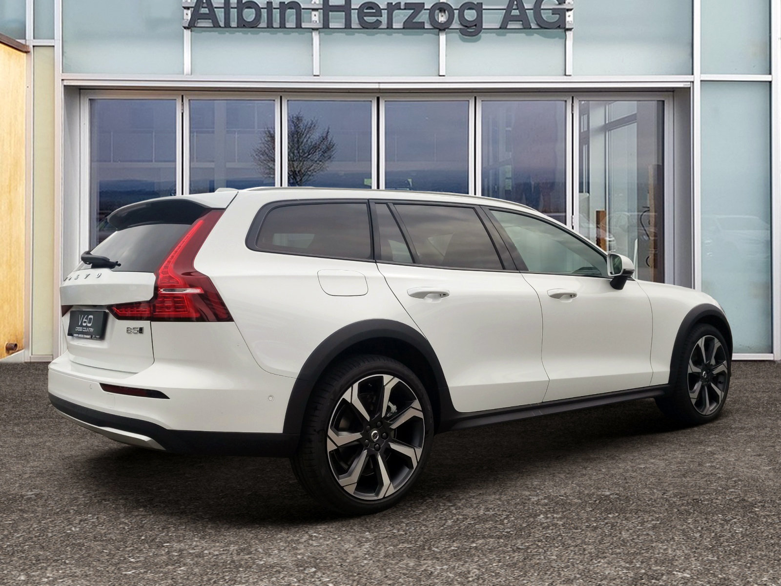 VOLVO V60 Cross Country 2.0 B5 Ultimate AWD, Mild-Hybrid Benzin/Elektro, Occasion / Gebraucht, Automatik - 4