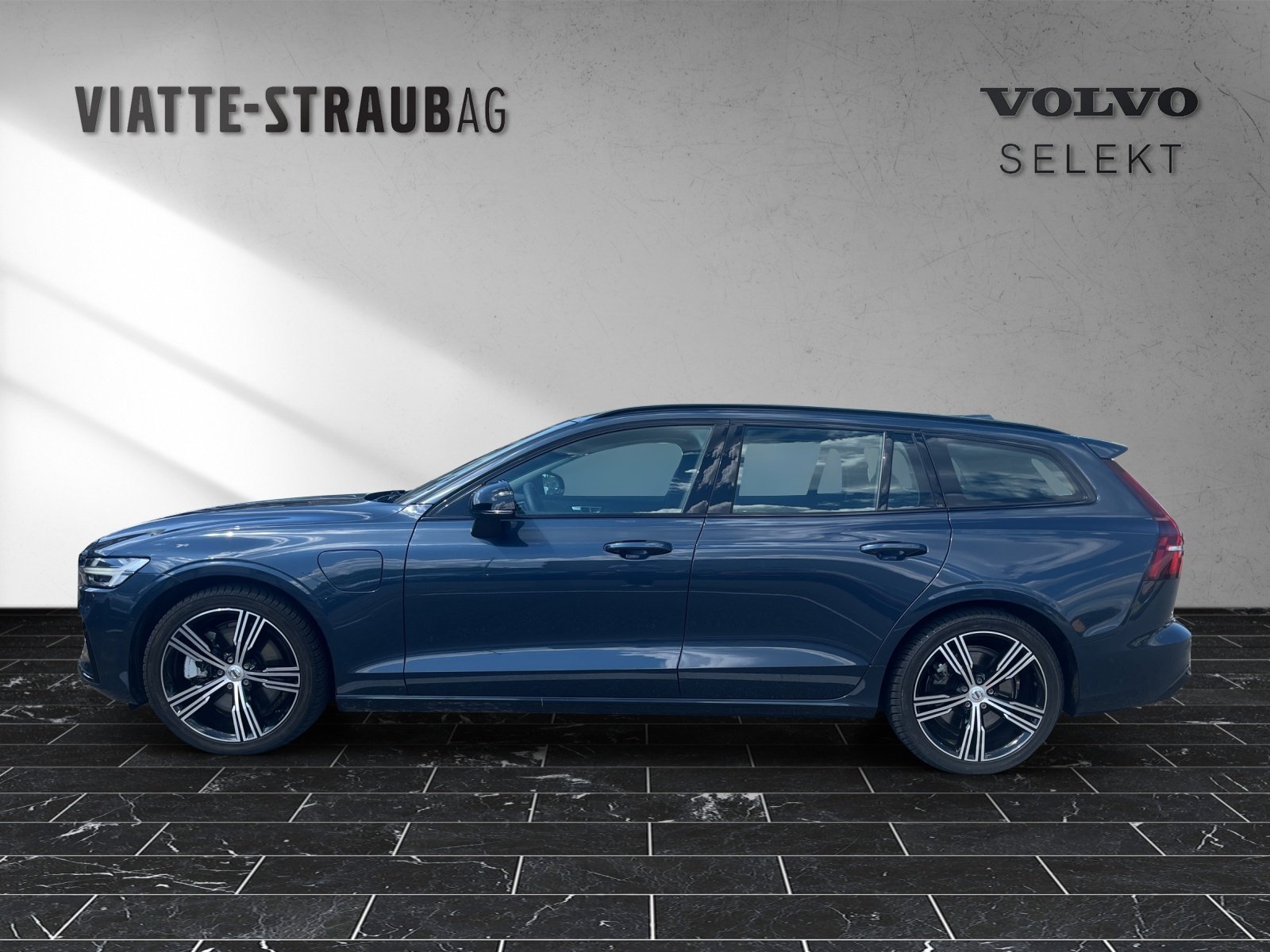 VOLVO V60 2.0 T8 TE Ultimate Dark eAWD, Plug-in-Hybrid Benzina/Elettrica, Occasioni / Usate, Automatico - 7