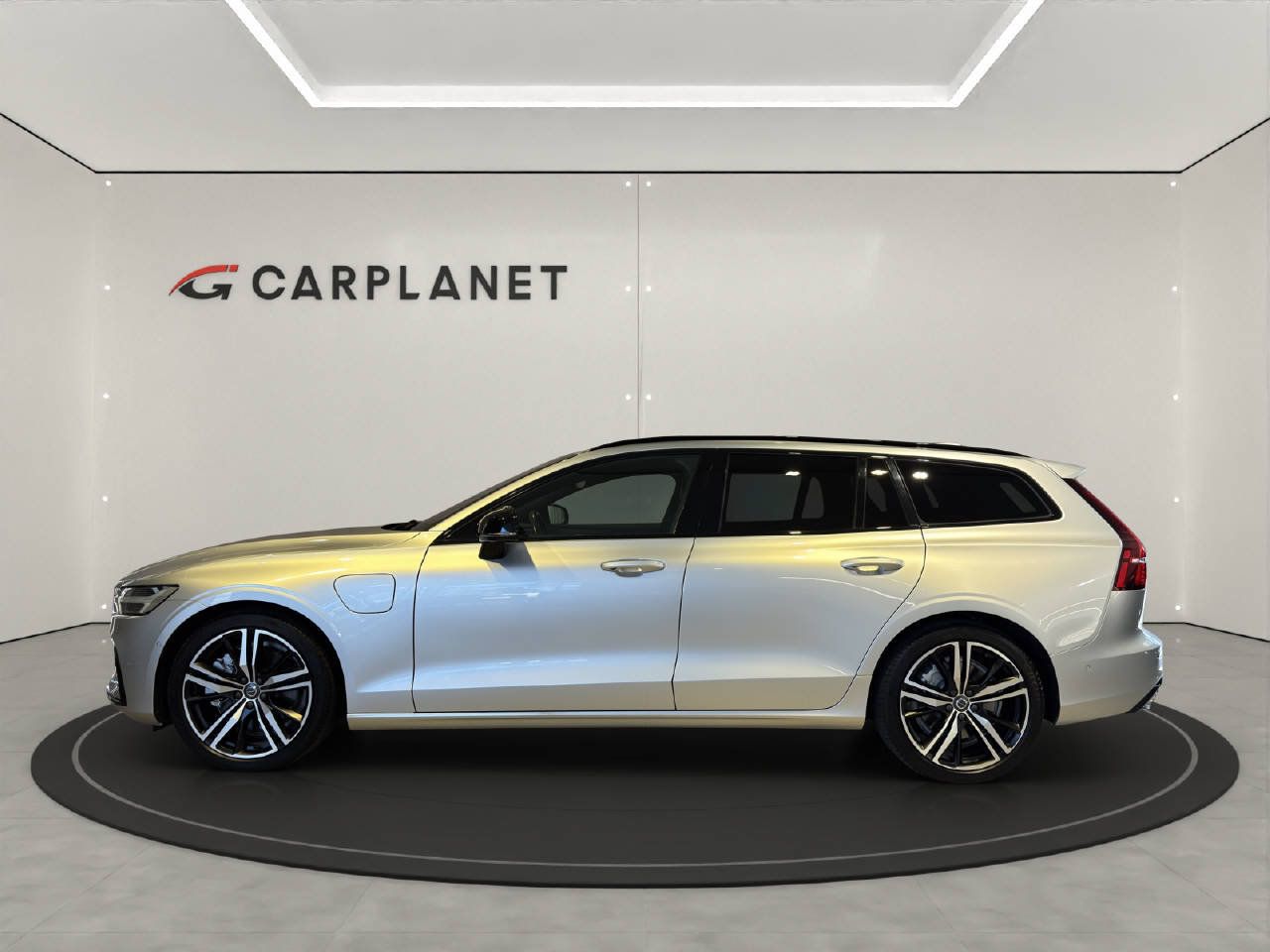 VOLVO V60 2.0 T8 TE R-Design eAWD, Plug-in-Hybrid Petrol/Electric, Second hand / Used, Automatic - 3