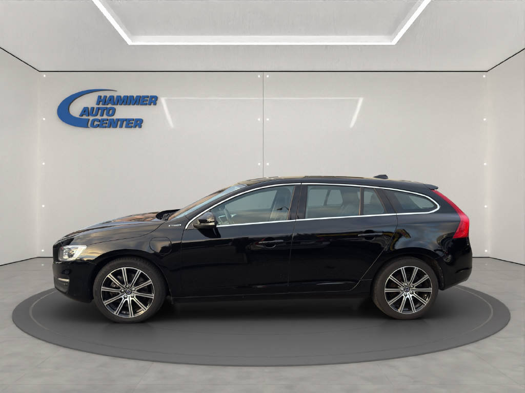 VOLVO V60 2.4 D6 TE Momentum Pl.Hyb., Plug-in-Hybrid Diesel/Electric, Second hand / Used, Automatic - 2