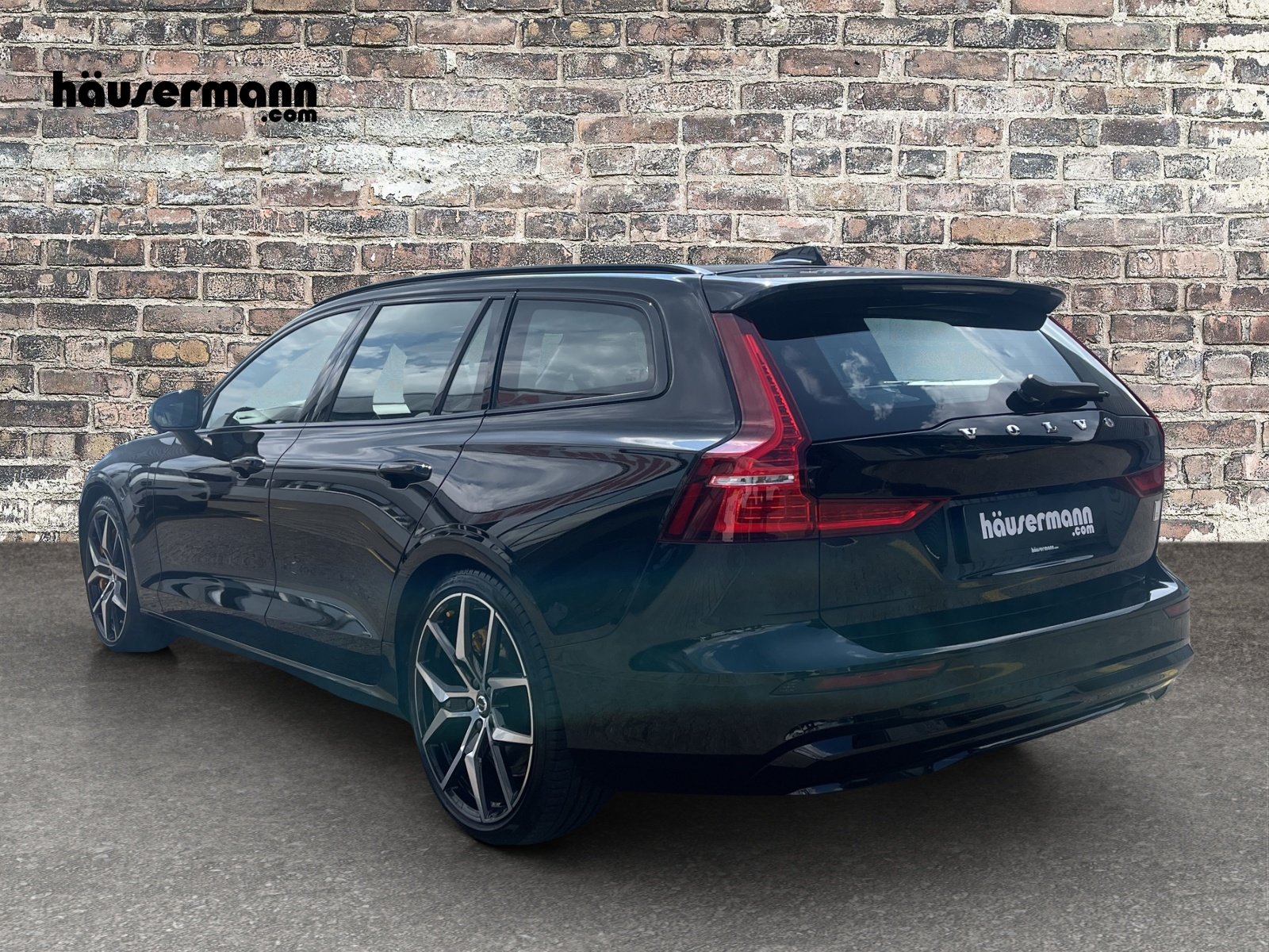 VOLVO V60 2.0 T8 TE Polestar eAWD, Plug-in-Hybrid Benzin/Elektro, Occasion / Gebraucht, Automatik - 4