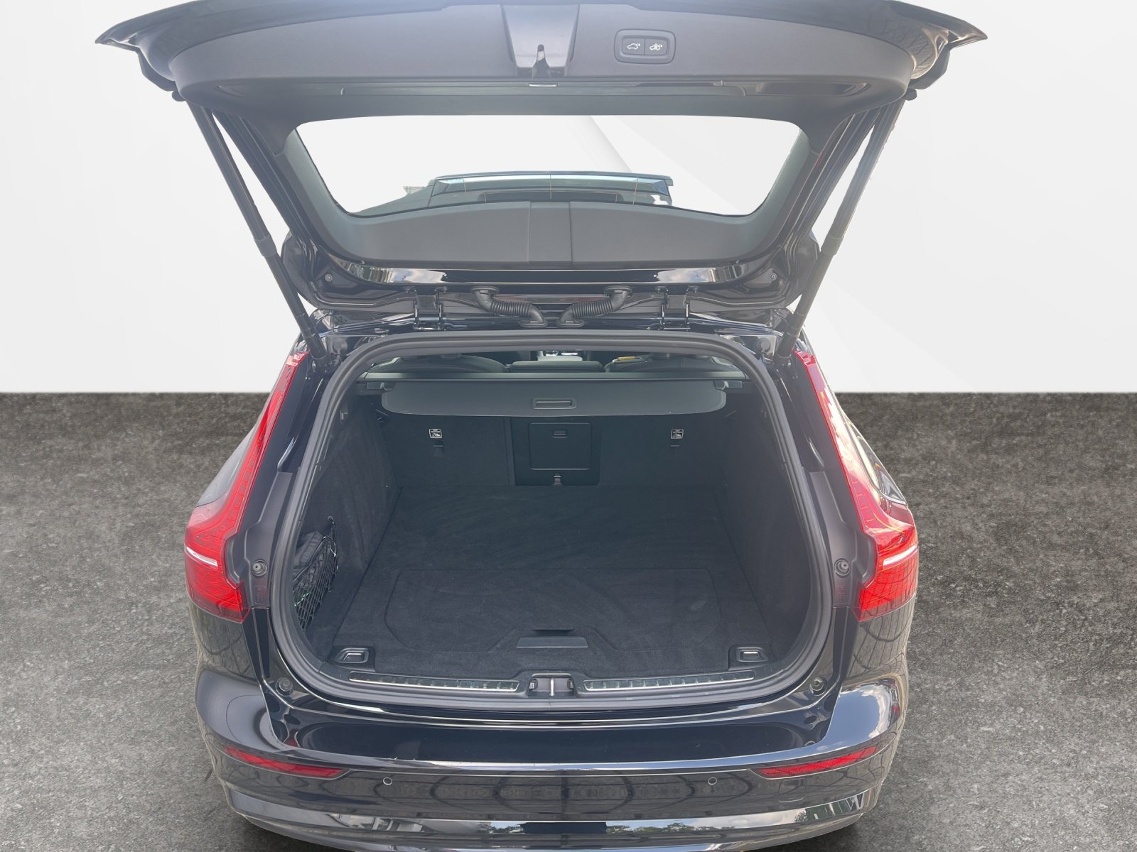 VOLVO V60 2.0 T8 TE Polestar eAWD, Plug-in-Hybrid Benzin/Elektro, Occasion / Gebraucht, Automatik - 6