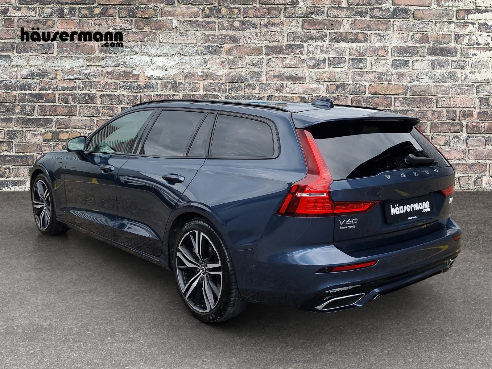VOLVO V60 2.0 T6 TE R-Design eAWD, Plug-in-Hybrid Petrol/Electric, Second hand / Used, Automatic - 4