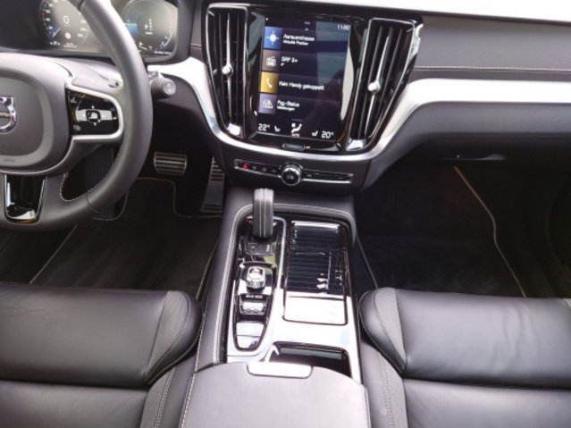 VOLVO V60 T8 eAWD Polestar, Plug-in-Hybrid Benzin/Elektro, Occasion / Gebraucht, Automatik - 6