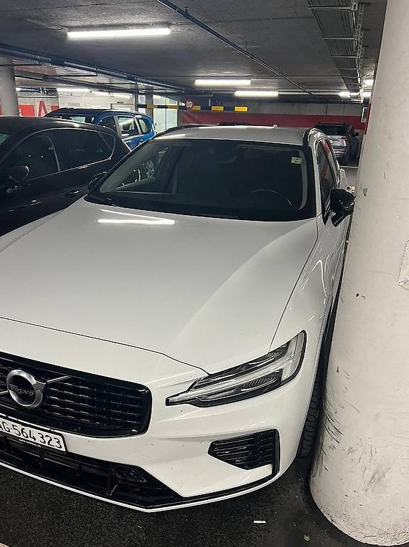 VOLVO V60 2.0 T6 TE Inscription eAWD, Hybride Intégral Essence/Électricité, Occasion / Utilisé, Automatique