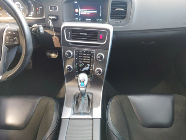 VOLVO V60 T6 AWD Polestar, Essence, Occasion / Utilisé, Automatique - 6