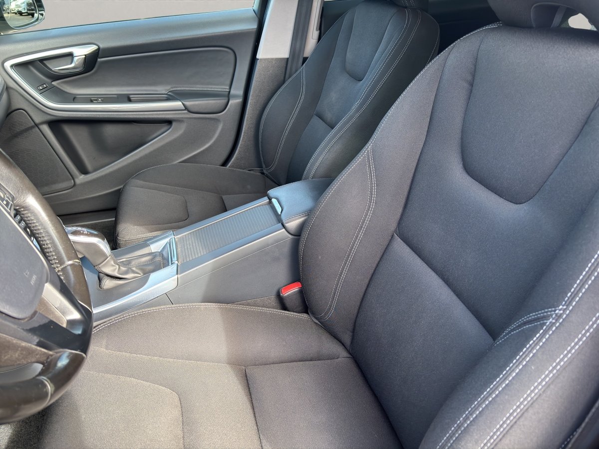 VOLVO V60 Cross Country 2.4 D4 Kinetic AWD S/S, Diesel, Occasion / Gebraucht, Automat - 7