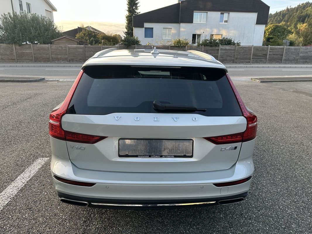 VOLVO V60 2.0 D4 Inscription AWD, Diesel, Occasion / Gebraucht, Automatik - 7