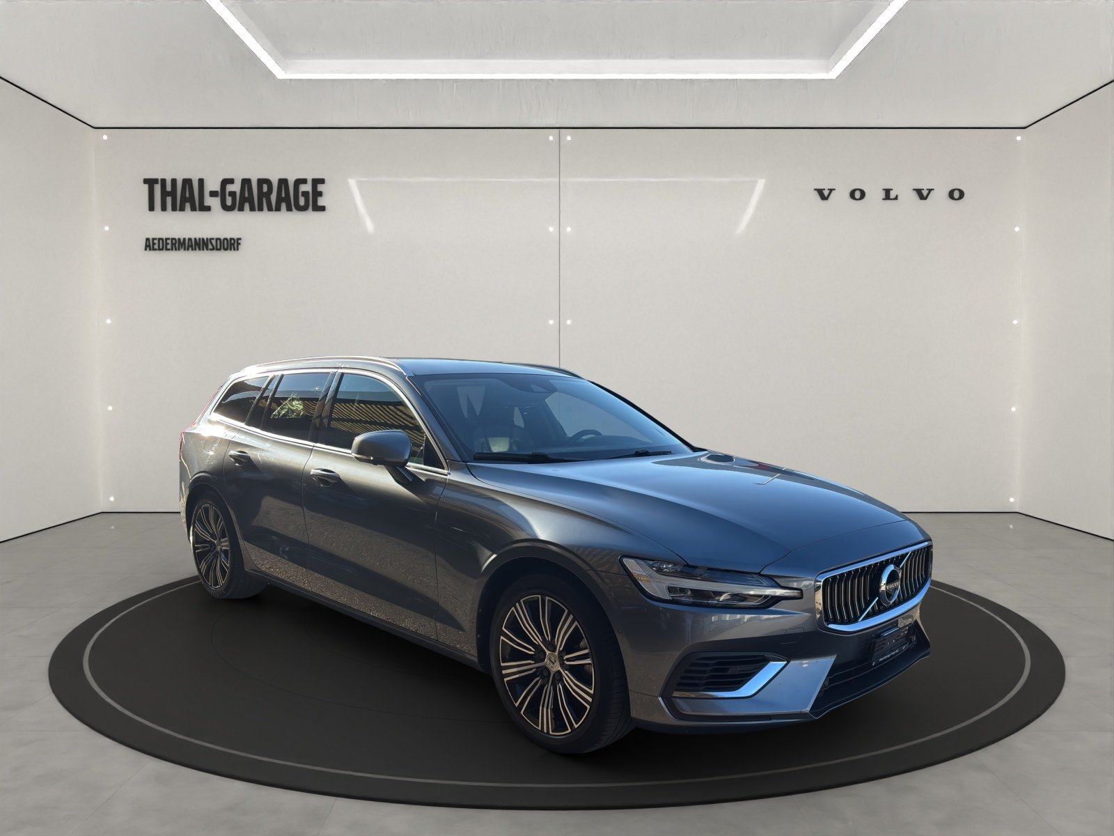 VOLVO V60 2.0 T6 TE Inscription eAWD, Plug-in-Hybrid Petrol/Electric, Second hand / Used, Automatic - 3