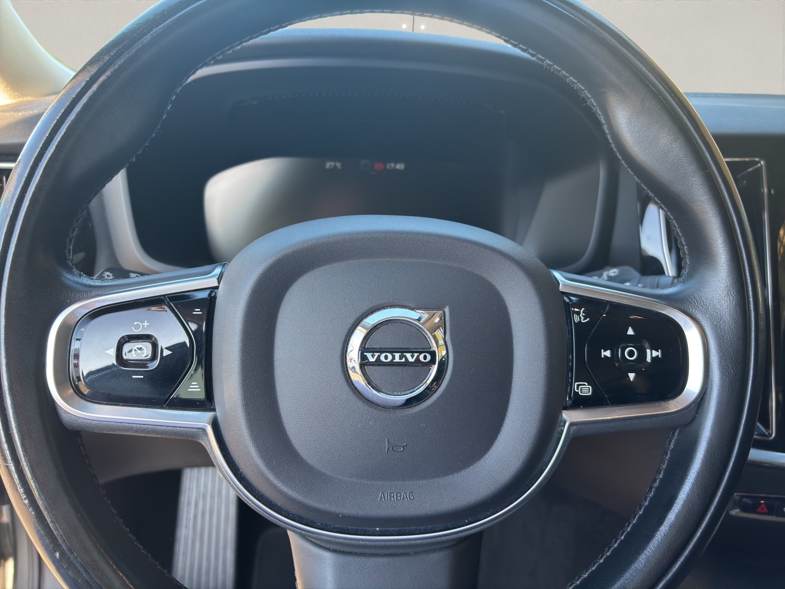 VOLVO V60 2.0 T6 TE Inscription eAWD, Plug-in-Hybrid Petrol/Electric, Second hand / Used, Automatic - 7
