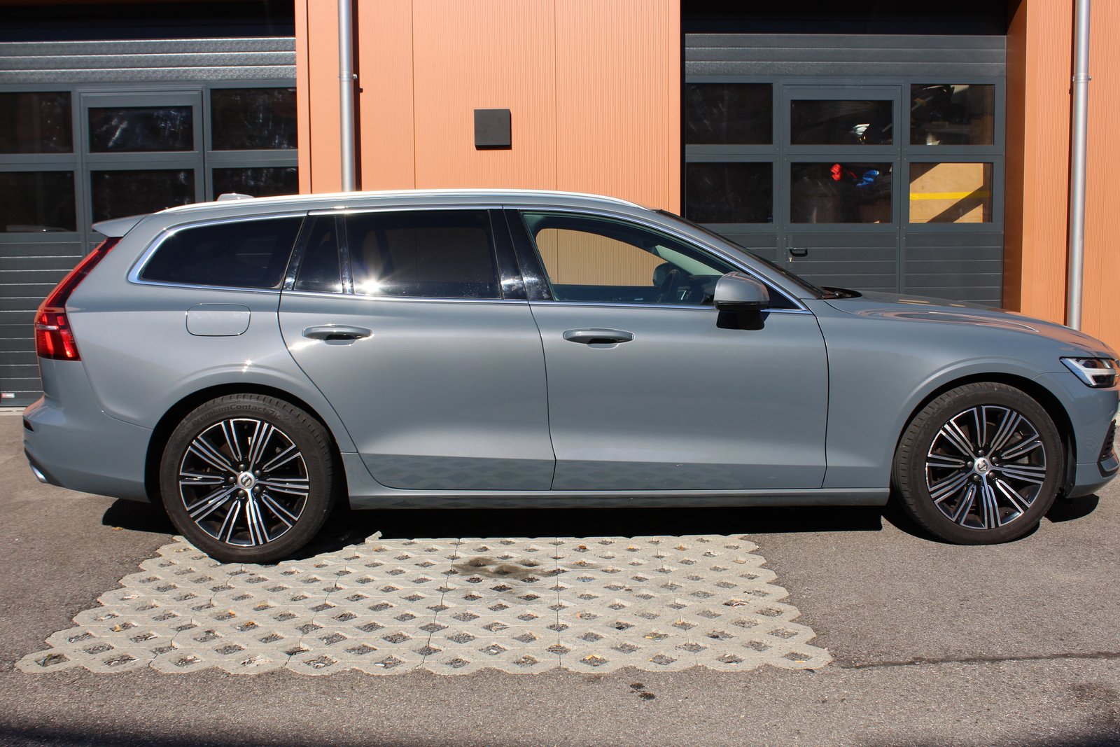 VOLVO V60 T6 eAWD Twin Engine Inscription Expression Geartronic - , Plug-in-Hybrid Benzin/Elektro, Occasion / Gebraucht, Automatik - 3