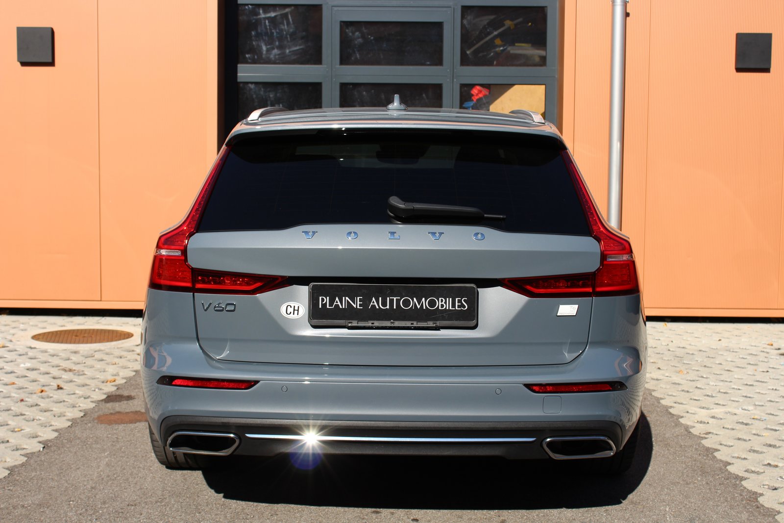 VOLVO V60 T6 eAWD Twin Engine Inscription Expression Geartronic - , Plug-in-Hybrid Benzin/Elektro, Occasion / Gebraucht, Automatik - 6