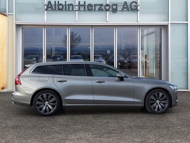 VOLVO V60 2.0 T6 TE Business eAWD, Hybride Rechargeable Essence/Électricité, Occasion / Utilisé, Automatique - 5