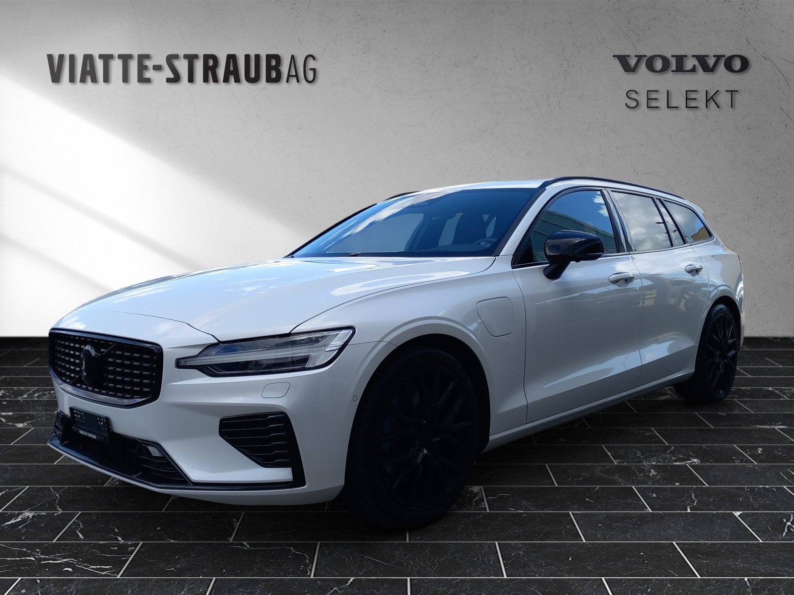 VOLVO V60 2.0 T6 TE Ultimate Dark eAWD, Hybride Rechargeable Essence/Électricité, Occasion / Utilisé, Automatique