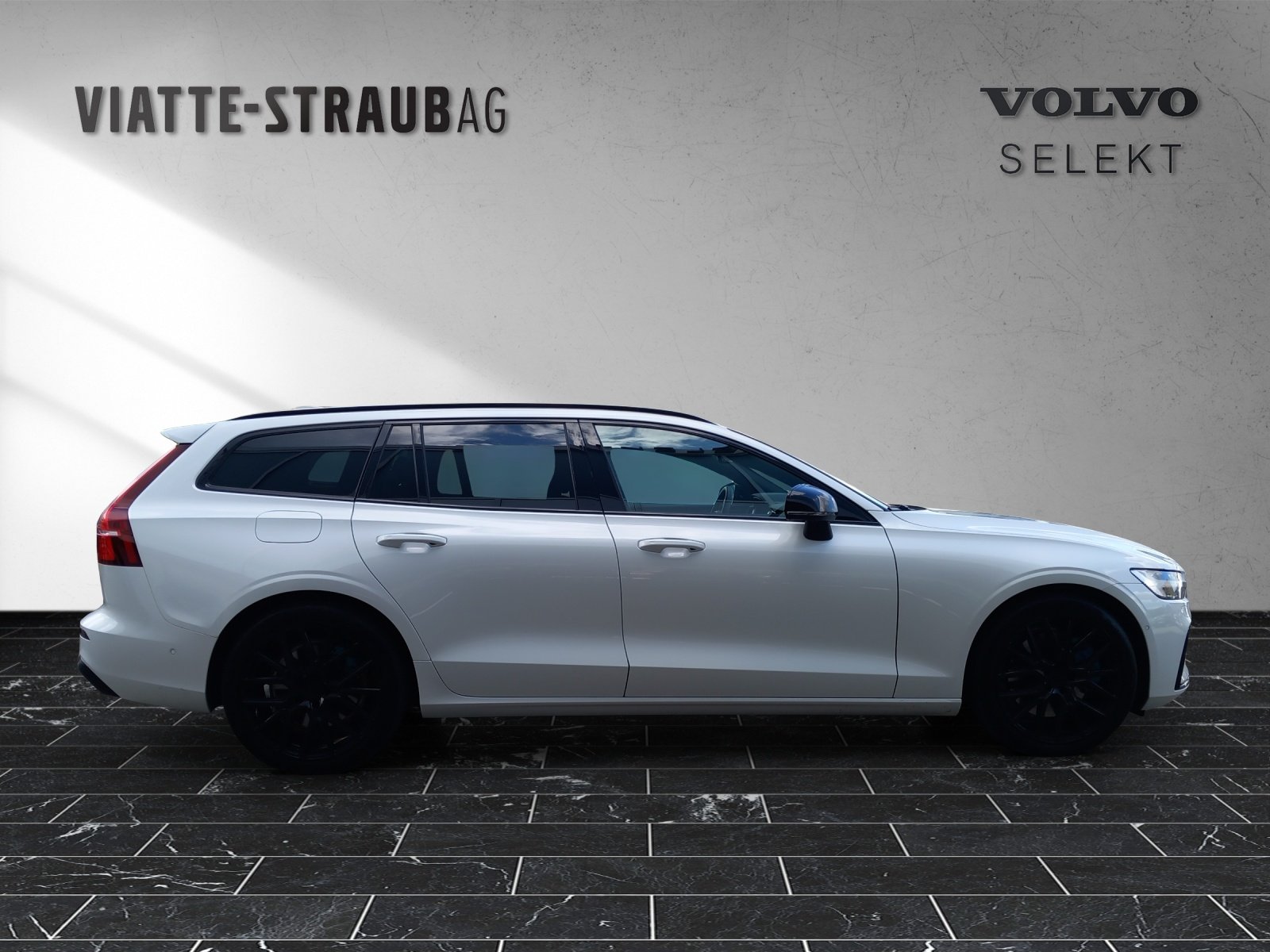 VOLVO V60 2.0 T6 TE Ultimate Dark eAWD, Hybride Rechargeable Essence/Électricité, Occasion / Utilisé, Automatique - 6