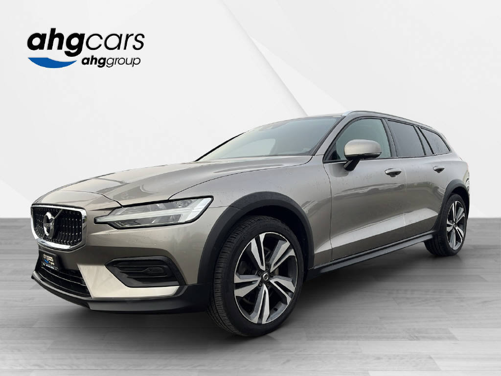 VOLVO V60 Cross Country 2.0 D4 AWD, Diesel, Second hand / Used, Automatic