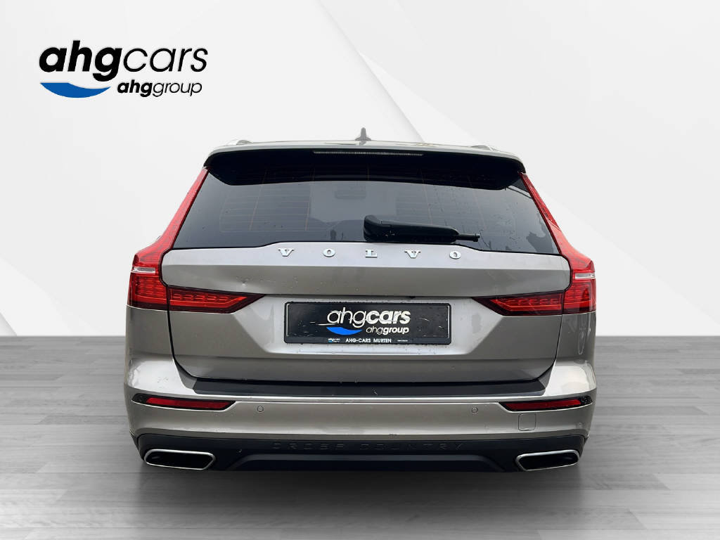VOLVO V60 Cross Country 2.0 D4 AWD, Diesel, Second hand / Used, Automatic - 4