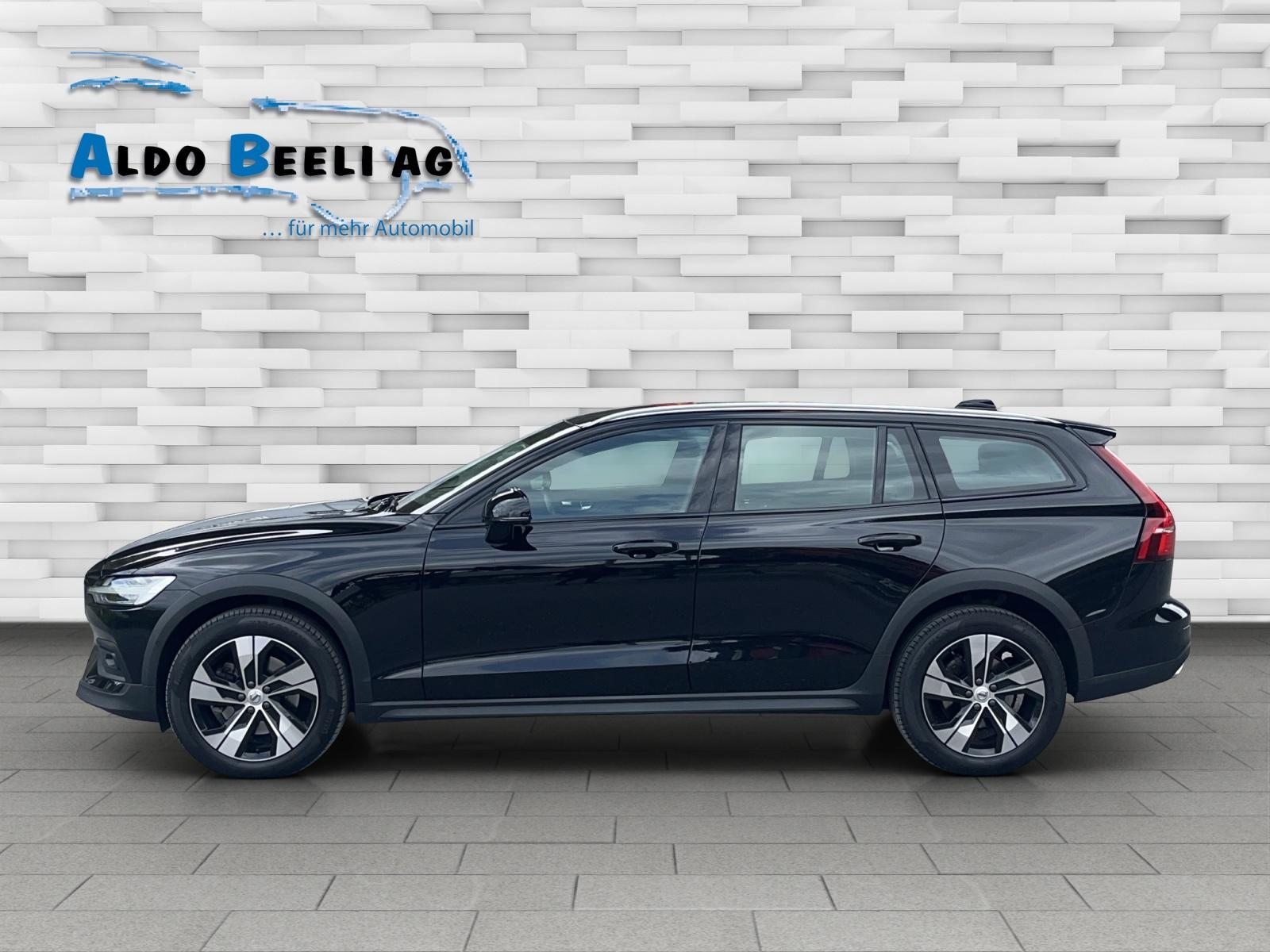 VOLVO V60 Cross Country 2.0 B4 AWD, Hybride Léger Diesel/Électricité, Occasion / Utilisé, Automatique - 3