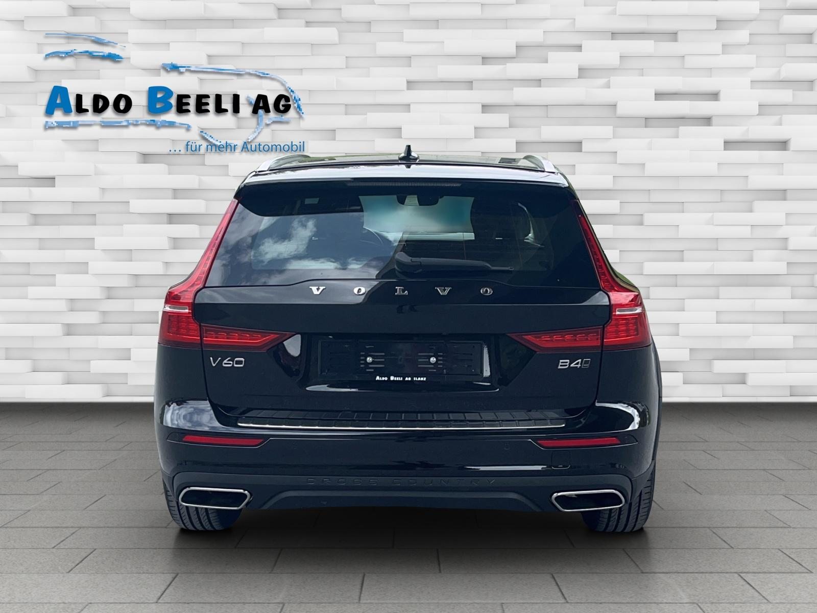 VOLVO V60 Cross Country 2.0 B4 AWD, Hybride Léger Diesel/Électricité, Occasion / Utilisé, Automatique - 5