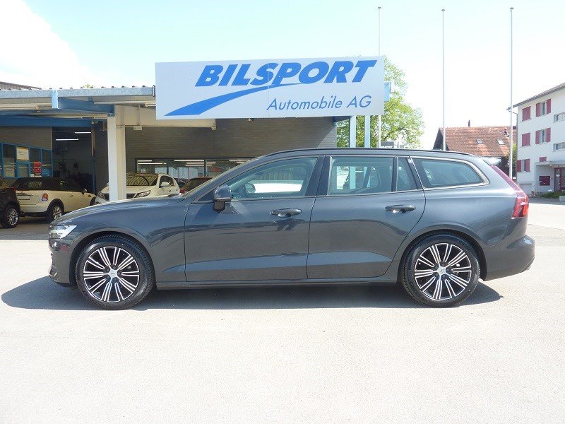 VOLVO V60 D4 Momentum Geartronic, Diesel, Occasioni / Usate, Automatico - 2