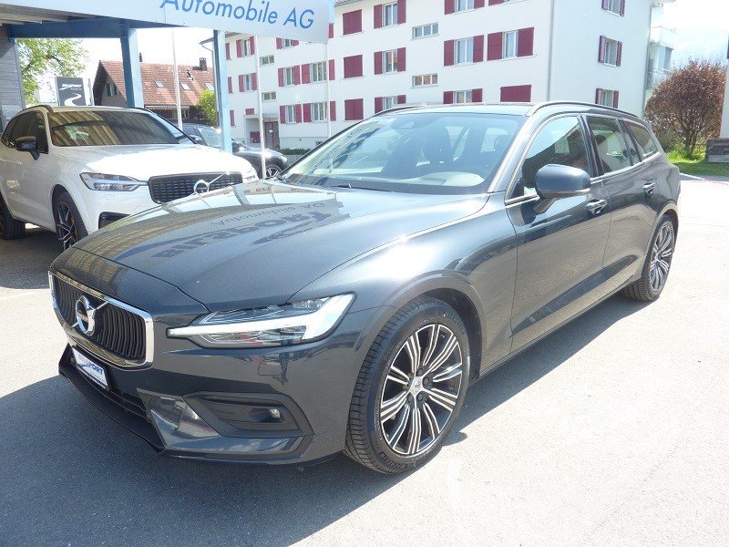 VOLVO V60 D4 Momentum Geartronic, Diesel, Occasioni / Usate, Automatico - 4