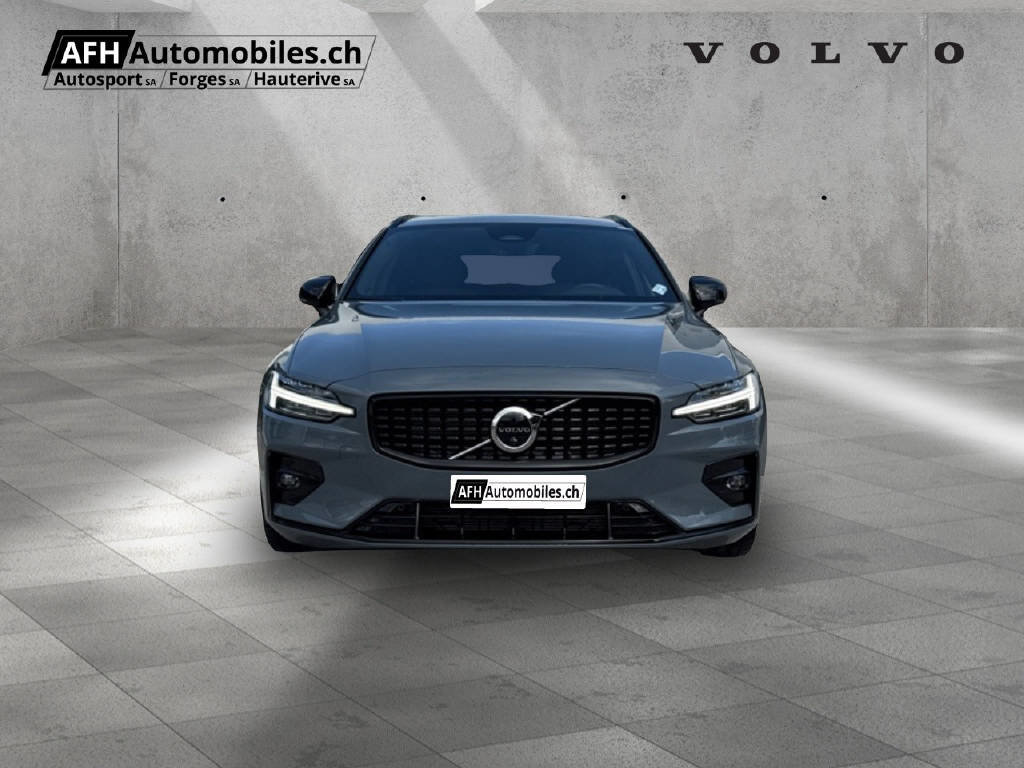 VOLVO V60 2.0 B5 Ultimate Dark AWD, Hybride Léger Essence/Électricité, Occasion / Utilisé, Automatique - 3