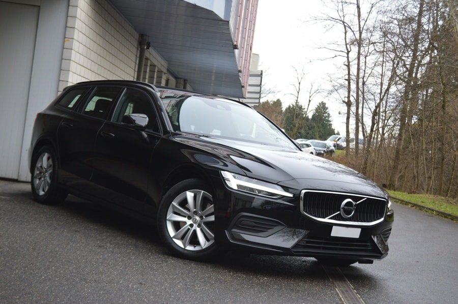 VOLVO V60 B3 Benzin Mild Hybrid Momentum Light Geartronic