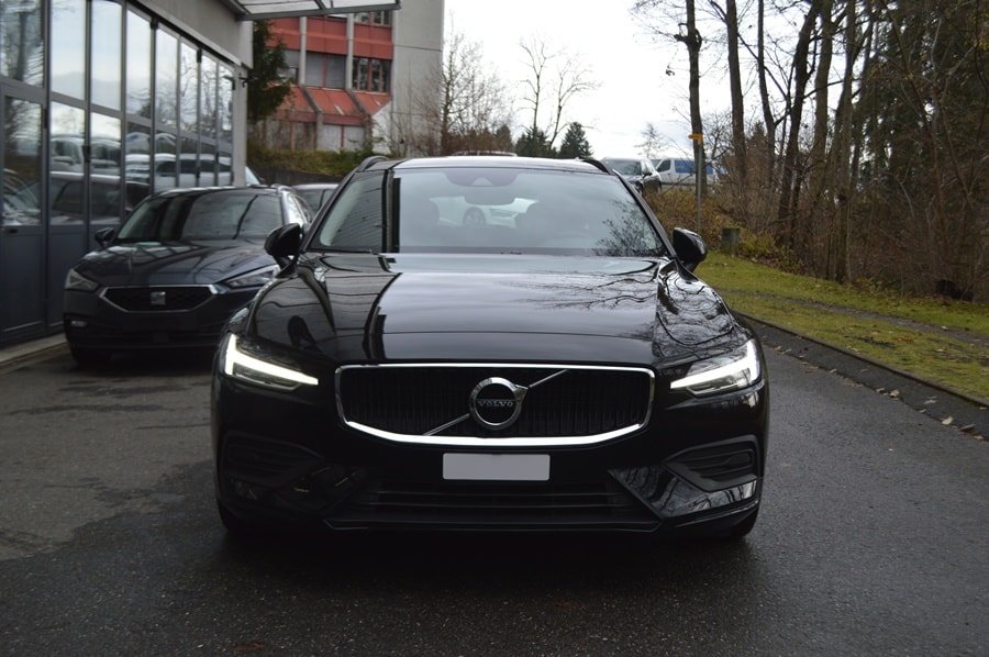 VOLVO V60 B3 Benzin Mild Hybrid Momentum Light Geartronic, Hybride Léger Essence/Électricité, Occasion / Utilisé, Automatique - 2