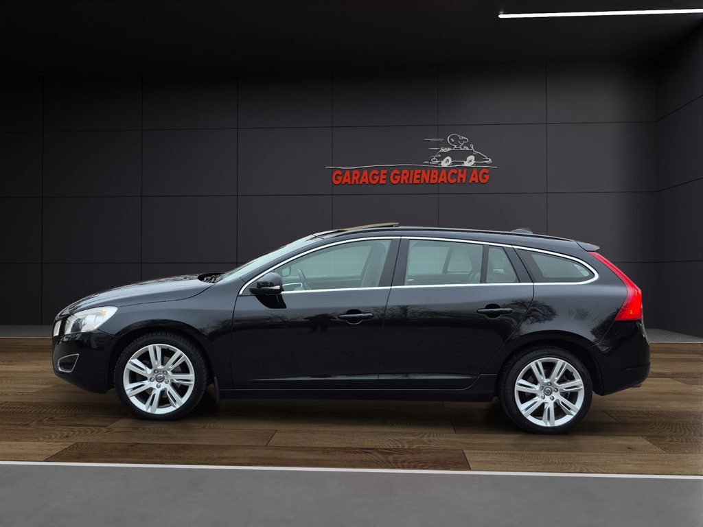 VOLVO V60 2.0 D3 Summum S/S, Diesel, Occasion / Gebraucht, Automat - 2