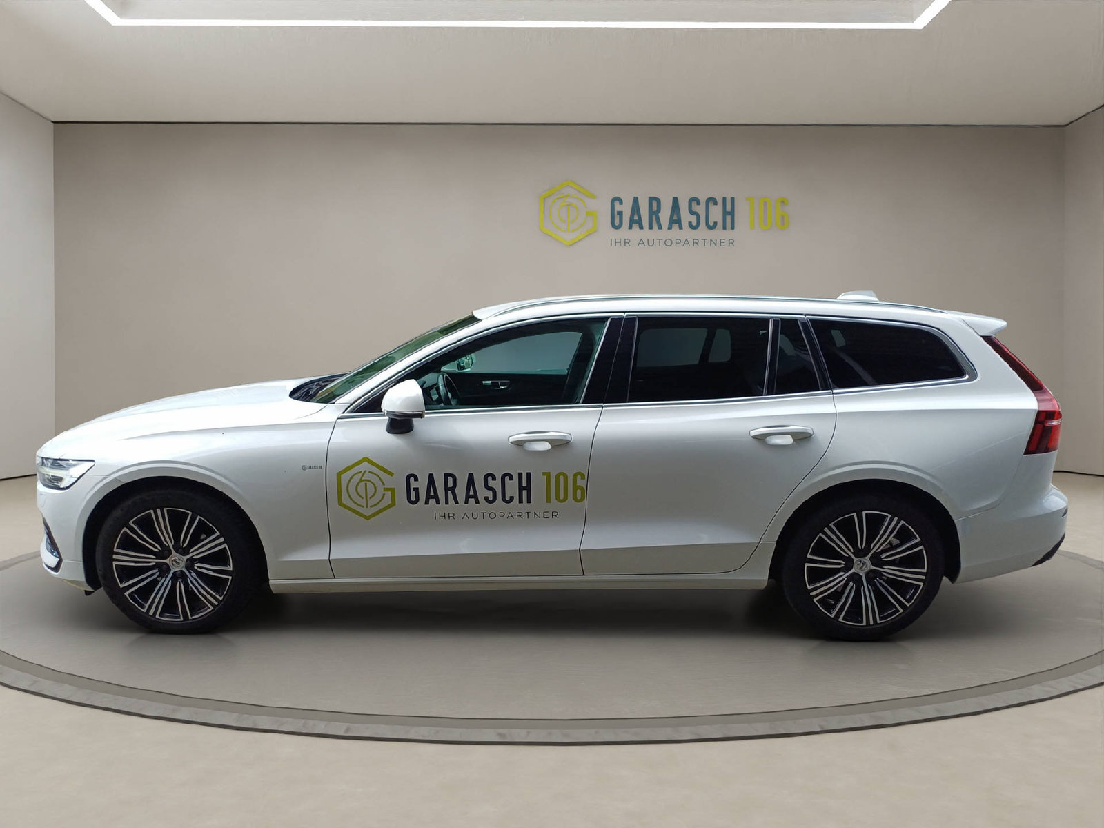 VOLVO V60 2.0 D4 Inscription, Diesel, Occasion / Gebraucht, Automatik - 2