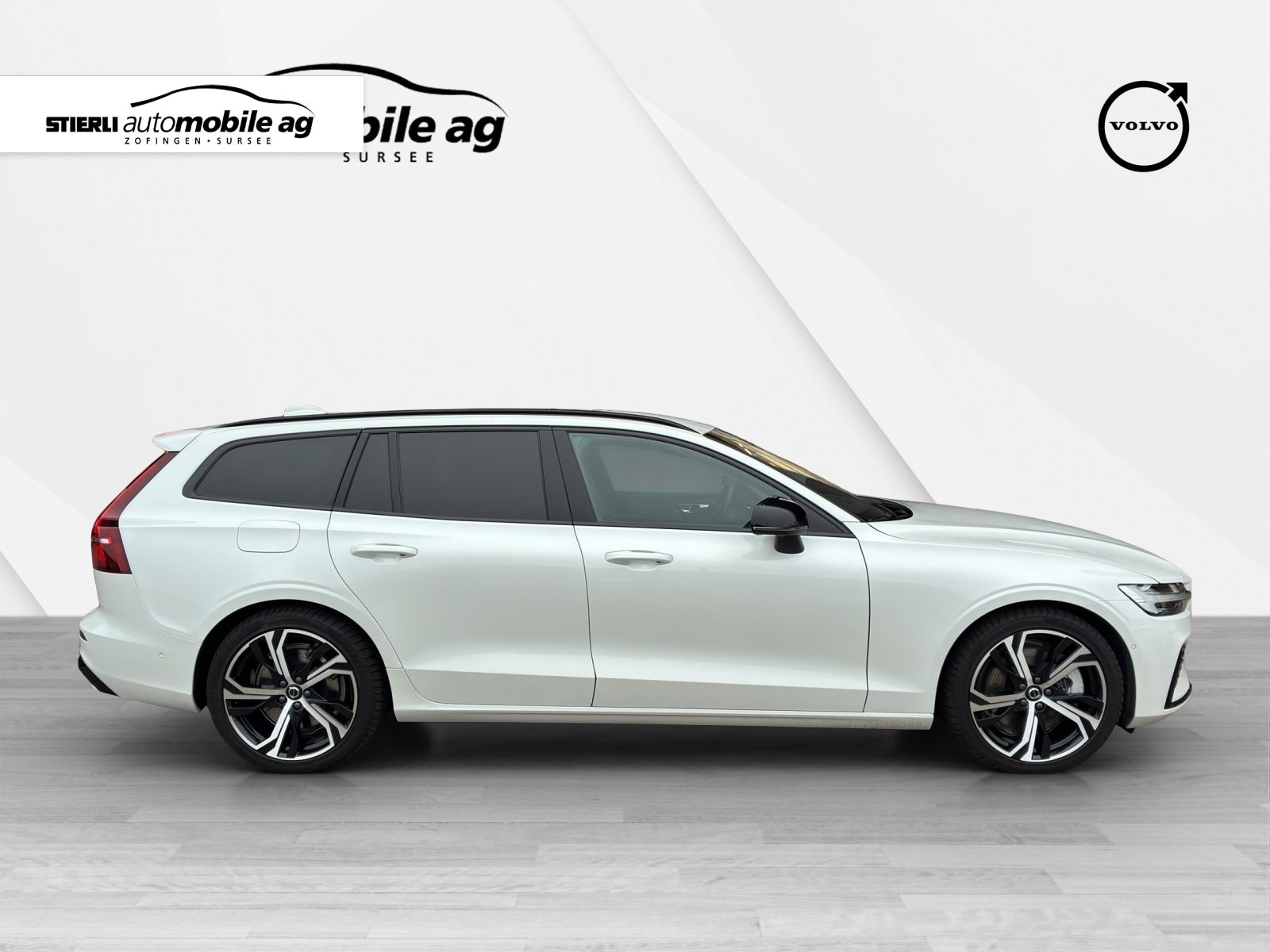 VOLVO V60 2.0 T6 TE Plus Dark eAWD, Hybride Rechargeable Essence/Électricité, Occasion / Utilisé, Automatique - 4