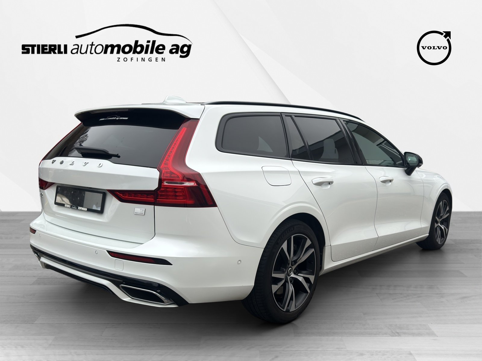 VOLVO V60 2.0 T8 TE R-Design eAWD, Plug-in-Hybrid Benzina/Elettrica, Occasioni / Usate, Automatico - 5