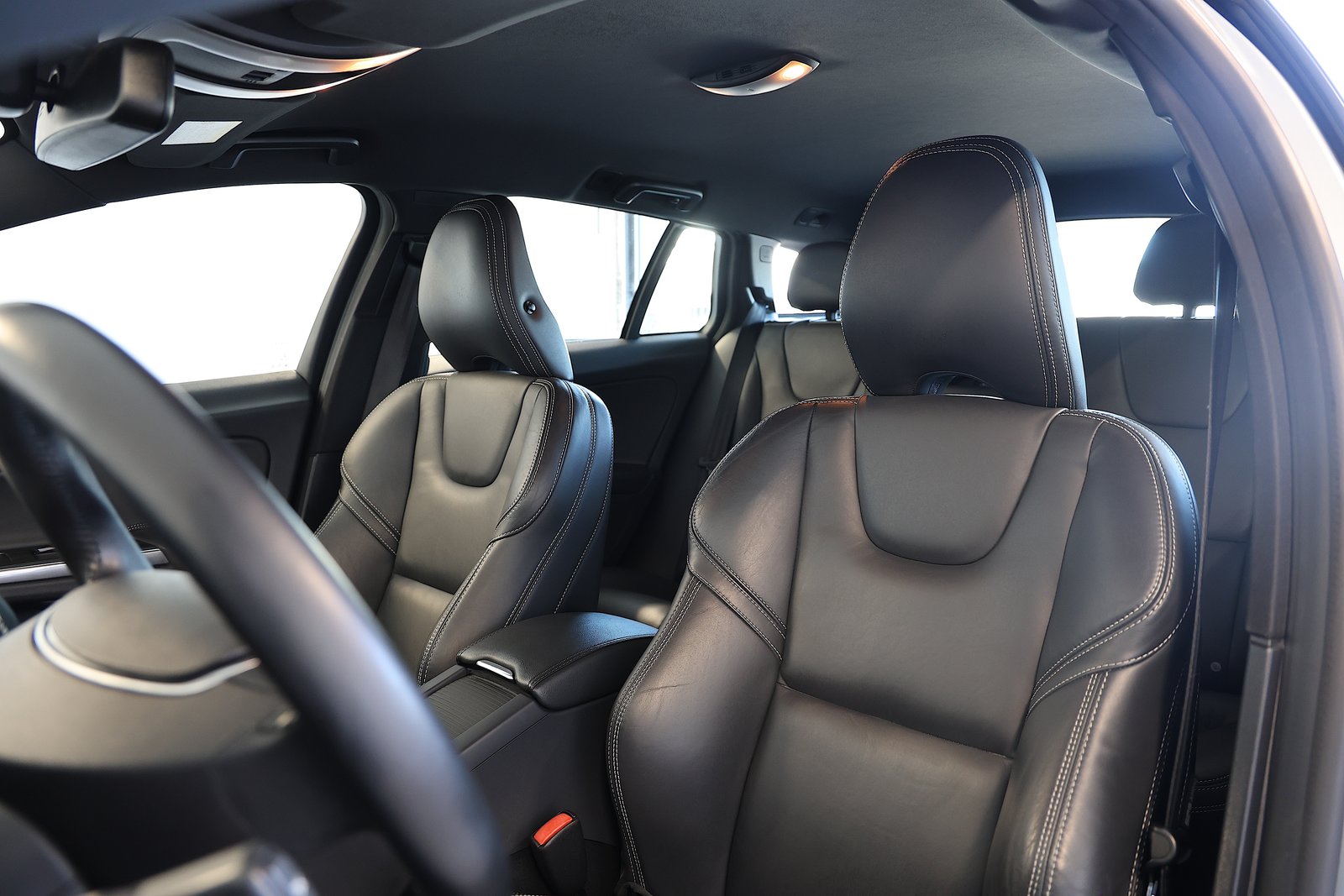 VOLVO V60 D6 AWD Plug-in Hybrid Summum Geartronic, Plug-in-Hybrid Diesel/Electric, Second hand / Used, Automatic - 7