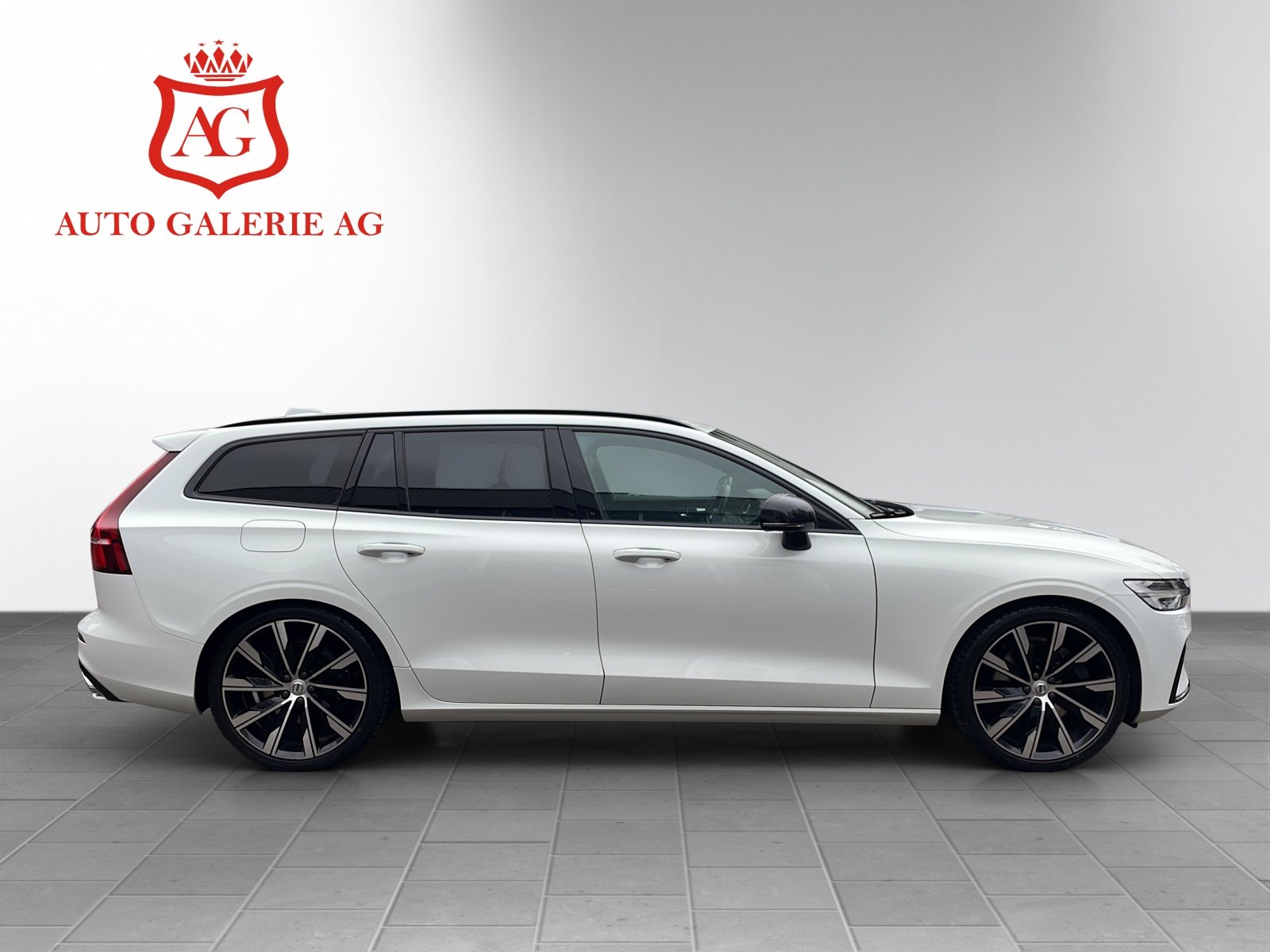 VOLVO V60 T6 AWD R-Design Geartronic, Petrol, Second hand / Used, Automatic - 6