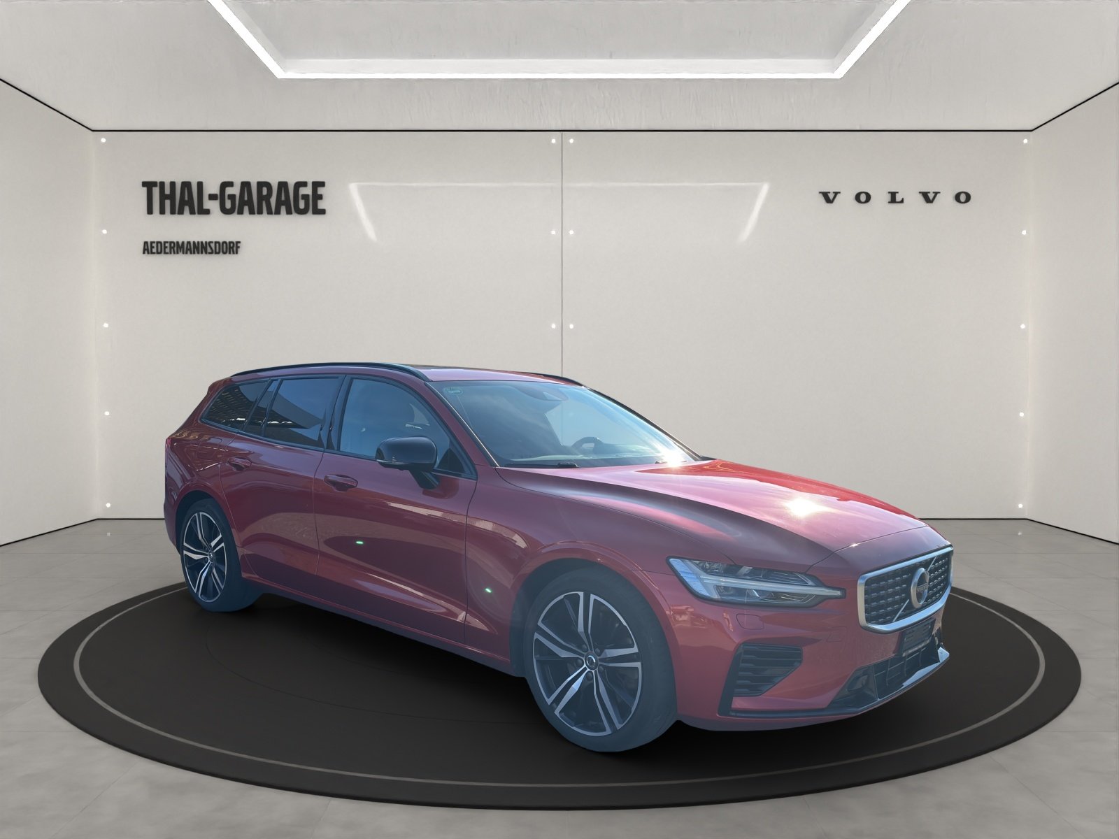 VOLVO V60 2.0 T8 TE R-Design eAWD, Plug-in-Hybrid Benzin/Elektro, Occasion / Gebraucht, Automatik - 3