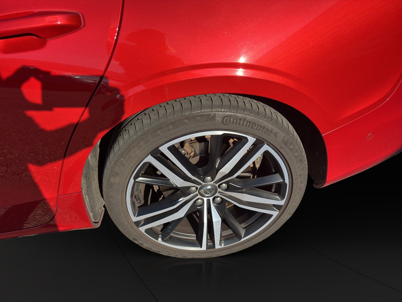 VOLVO V60 2.0 T8 TE R-Design eAWD, Plug-in-Hybrid Benzin/Elektro, Occasion / Gebraucht, Automatik - 5