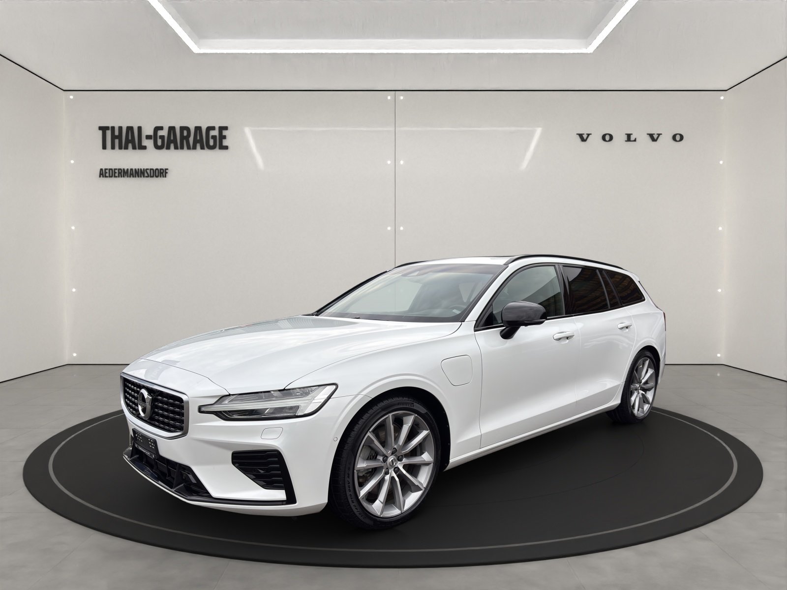 VOLVO V60 2.0 T8 TE R-Design eAWD