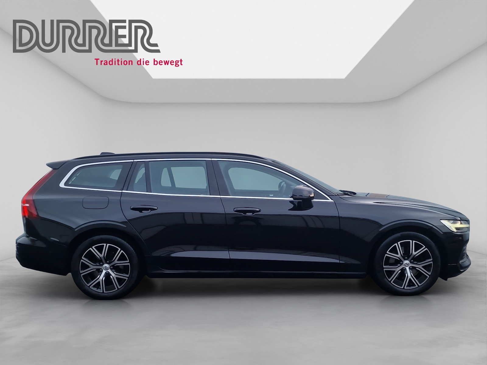 VOLVO V60 2.0 B3 Core, Hybride Léger Essence/Électricité, Occasion / Utilisé, Automatique - 5