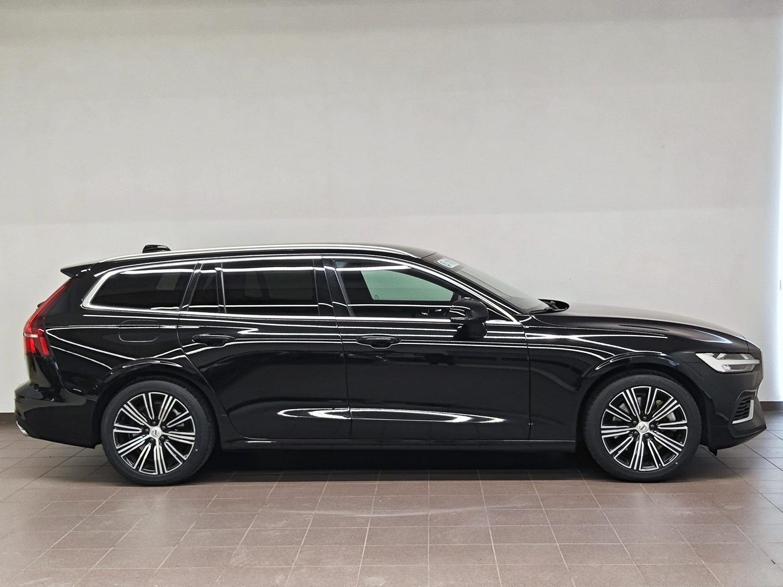 VOLVO V60 2.0 T6 TE Inscription eAWD - Gancio traino elettrico & P, Hybride Rechargeable Essence/Électricité, Occasion / Utilisé, Automatique - 7