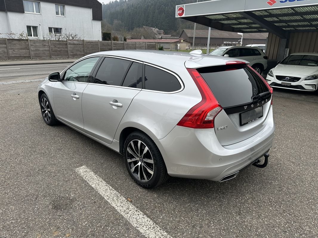 VOLVO V60 2.4 D4 Summum AWD, Diesel, Occasion / Gebraucht, Automatik - 5