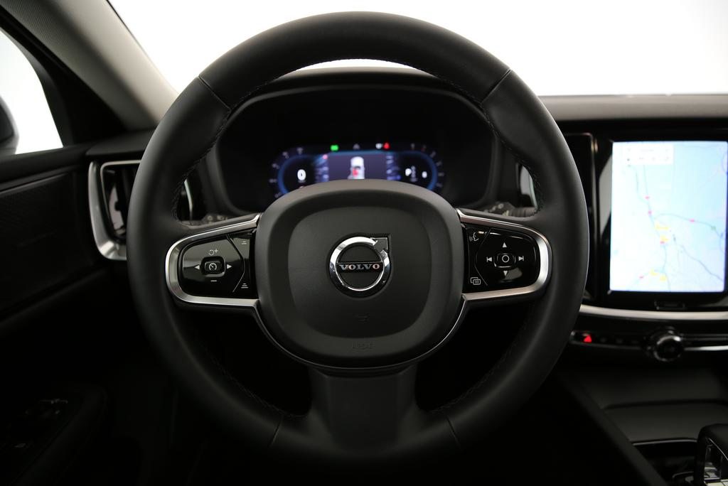 VOLVO V60 2.0 B4 Plus Dark, Mild-Hybrid Benzin/Elektro, Occasion / Gebraucht, Automatik - 6